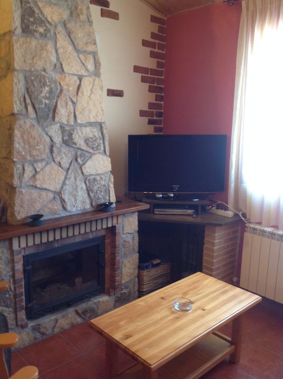 Casa Rural La Vega De Gredos Guest House San Martin de la Vega del Alberche Екстериор снимка